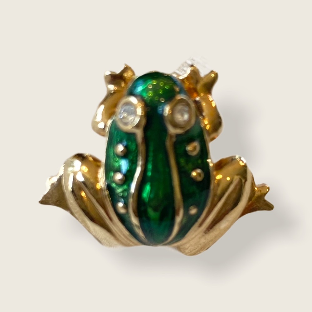 Vintage Enamel Green Frog Mini Lapel Pin